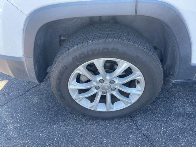 used 2020 Jeep Cherokee car, priced at $15,200