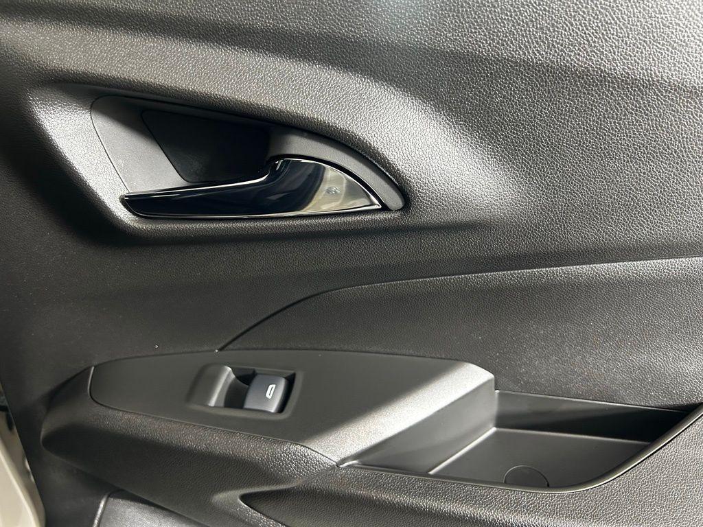 new 2026 Chevrolet Trax car, priced at $27,885