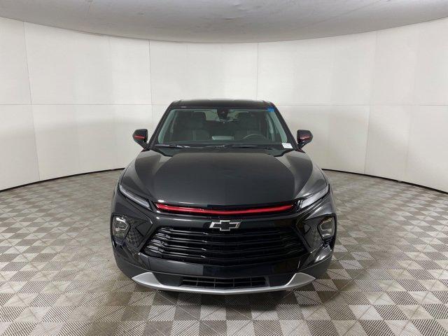 new 2025 Chevrolet Blazer car, priced at $38,965