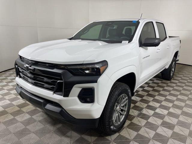 new 2025 Chevrolet Colorado car, priced at $41,210