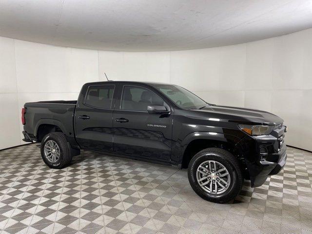 new 2024 Chevrolet Colorado car, priced at $31,665