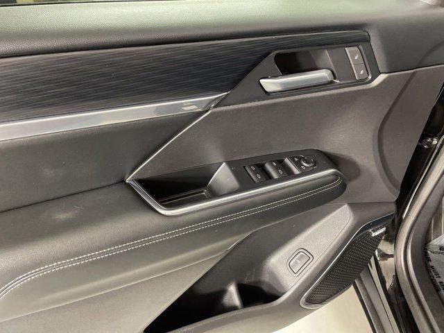 used 2025 GMC Acadia car, priced at $33,400