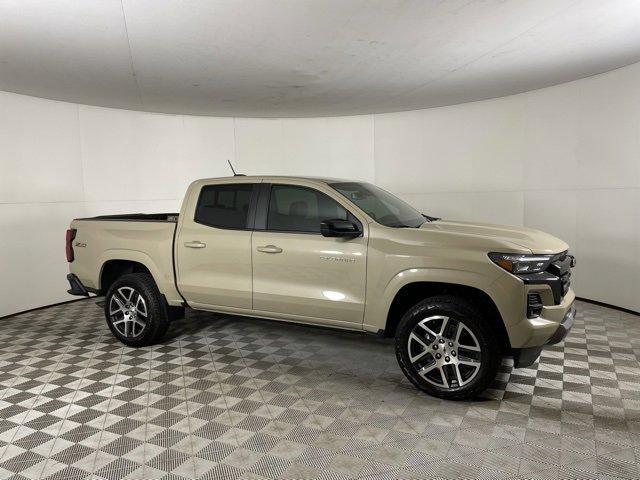 new 2024 Chevrolet Colorado car, priced at $44,079