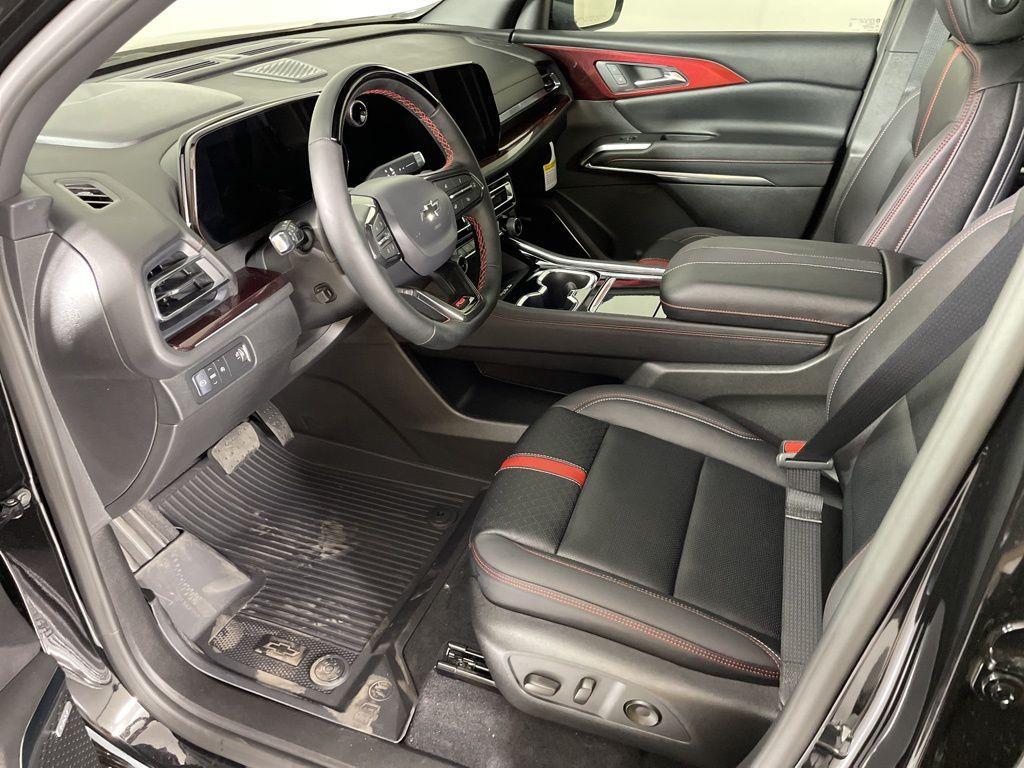 new 2026 Chevrolet Traverse car, priced at $59,519