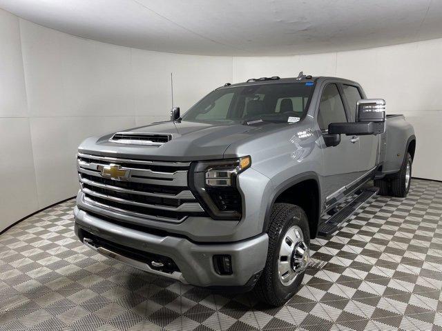 new 2025 Chevrolet Silverado 3500 car, priced at $88,990