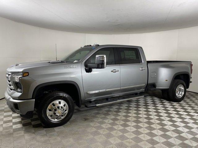 new 2025 Chevrolet Silverado 3500 car, priced at $88,990