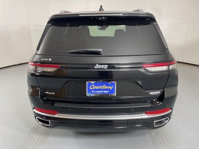 used 2022 Jeep Grand Cherokee car, priced at $38,000