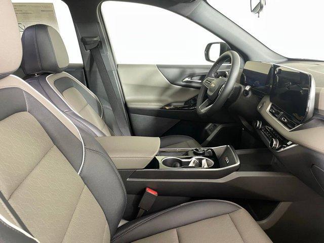 new 2026 Chevrolet Equinox car, priced at $31,850
