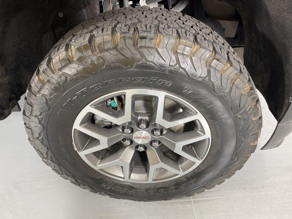 used 2021 GMC Canyon car, priced at $32,500