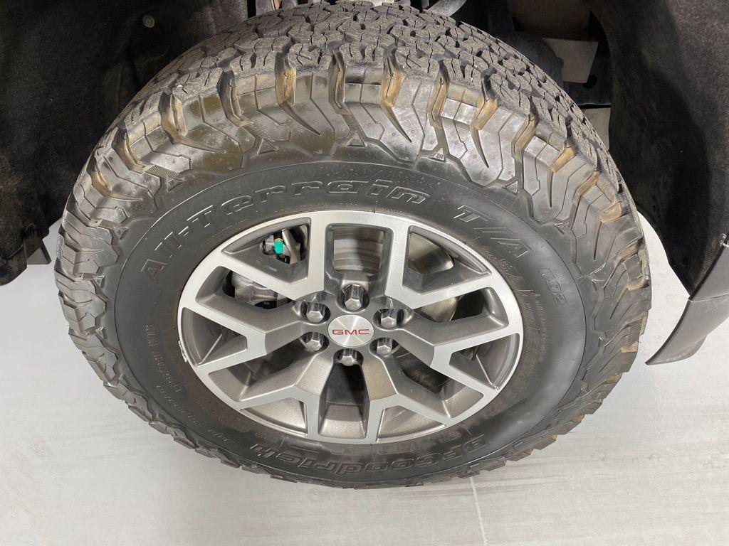 used 2021 GMC Canyon car, priced at $32,500