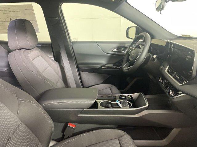 new 2026 Chevrolet Equinox car, priced at $31,535