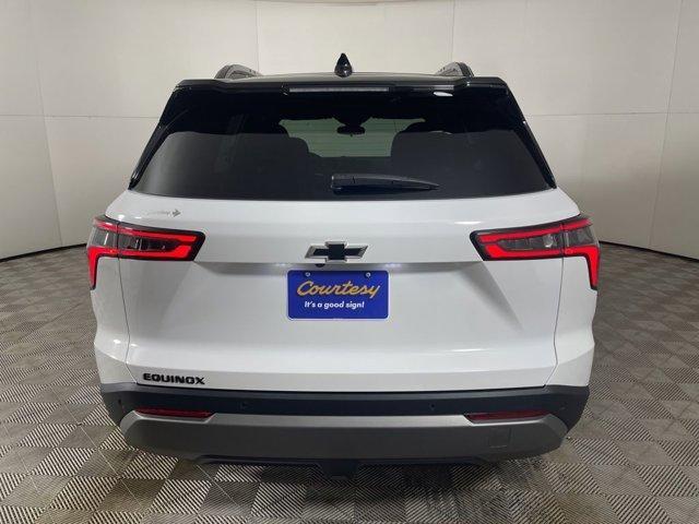 new 2026 Chevrolet Equinox car, priced at $31,535