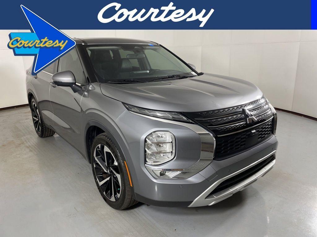 used 2024 Mitsubishi Outlander car, priced at $20,200