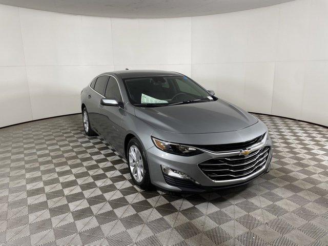 new 2025 Chevrolet Malibu car, priced at $28,115