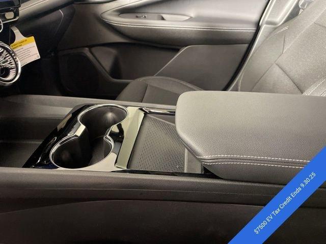 new 2025 Chevrolet Blazer EV car, priced at $39,965