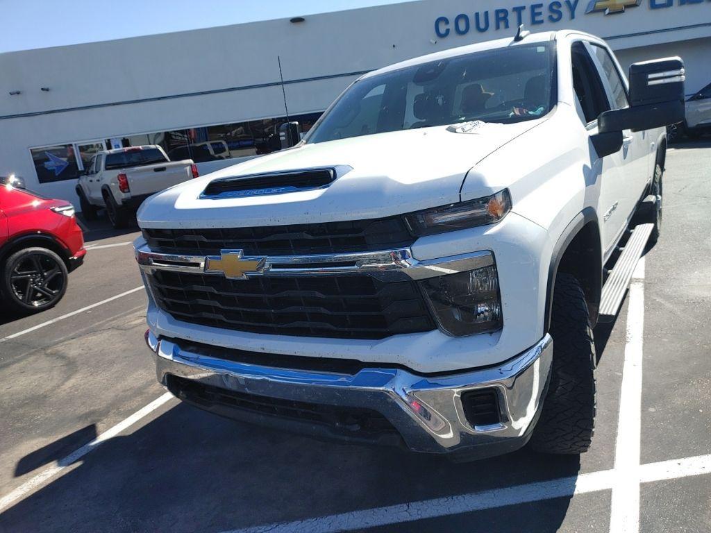 used 2024 Chevrolet Silverado 2500 car, priced at $49,000