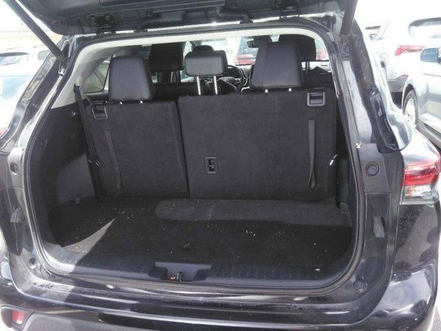used 2021 Toyota Highlander car, priced at $33,000