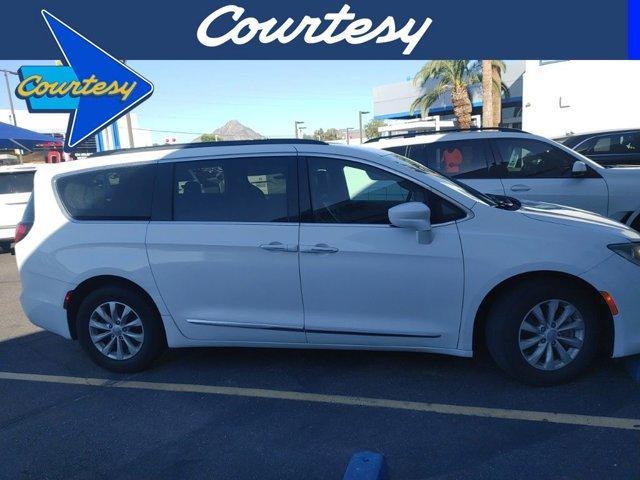 used 2017 Chrysler Pacifica car, priced at $10,500