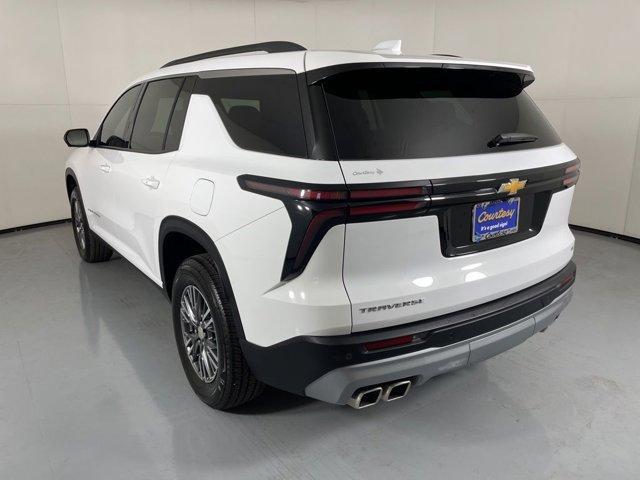 used 2024 Chevrolet Traverse car, priced at $41,300