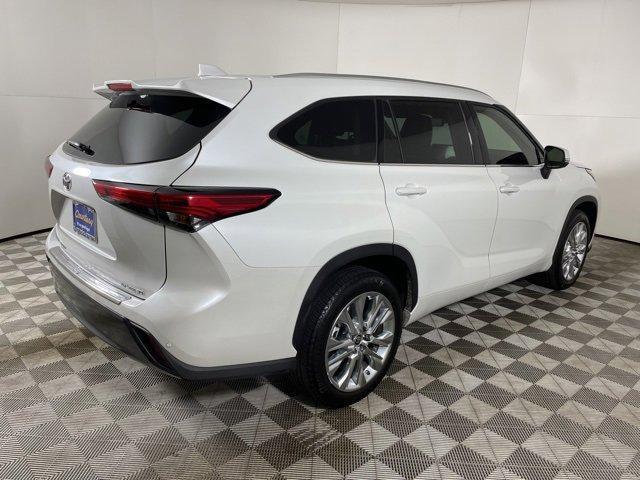 used 2023 Toyota Highlander car, priced at $36,000