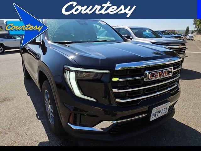 used 2025 GMC Acadia car, priced at $33,100