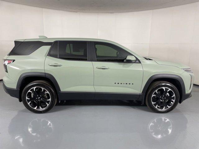new 2026 Chevrolet Equinox car, priced at $33,625