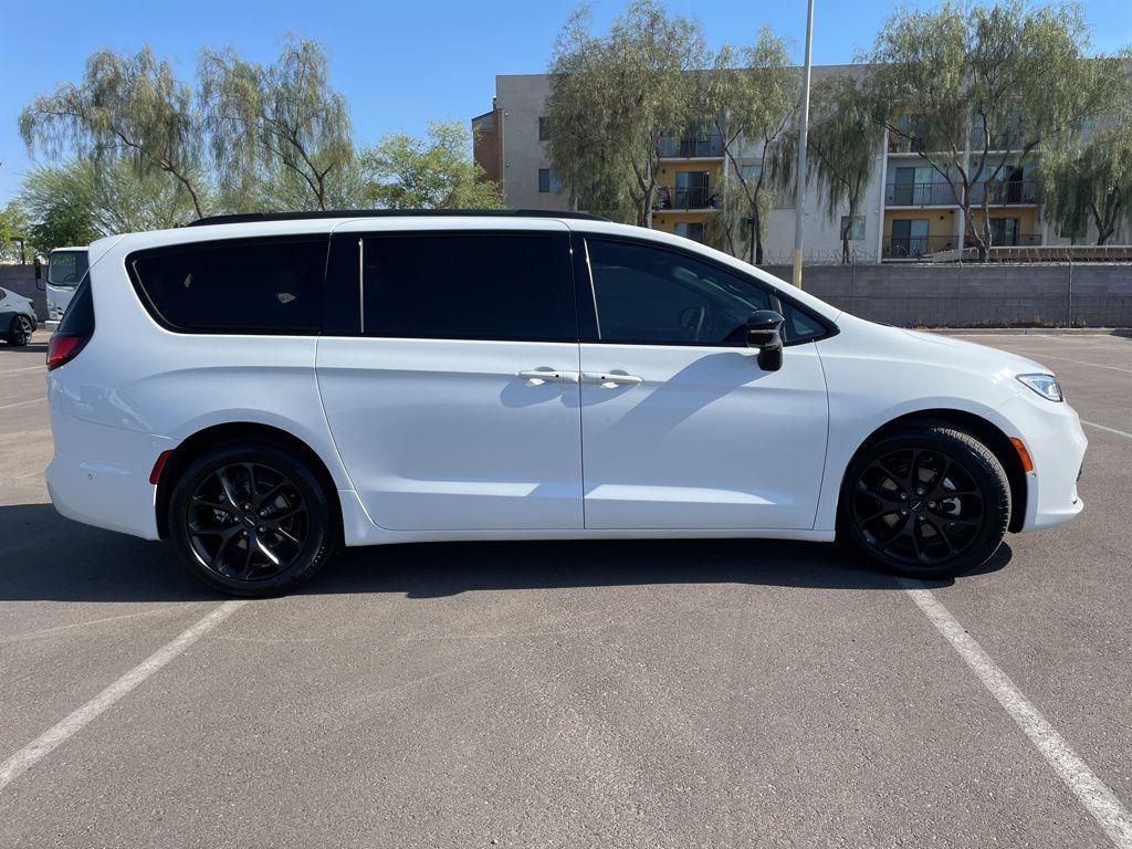 used 2023 Chrysler Pacifica car, priced at $37,900