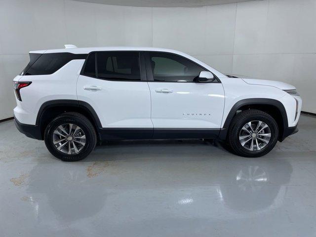 new 2026 Chevrolet Equinox car, priced at $27,059