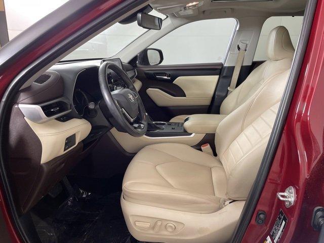 used 2020 Toyota Highlander car, priced at $33,500