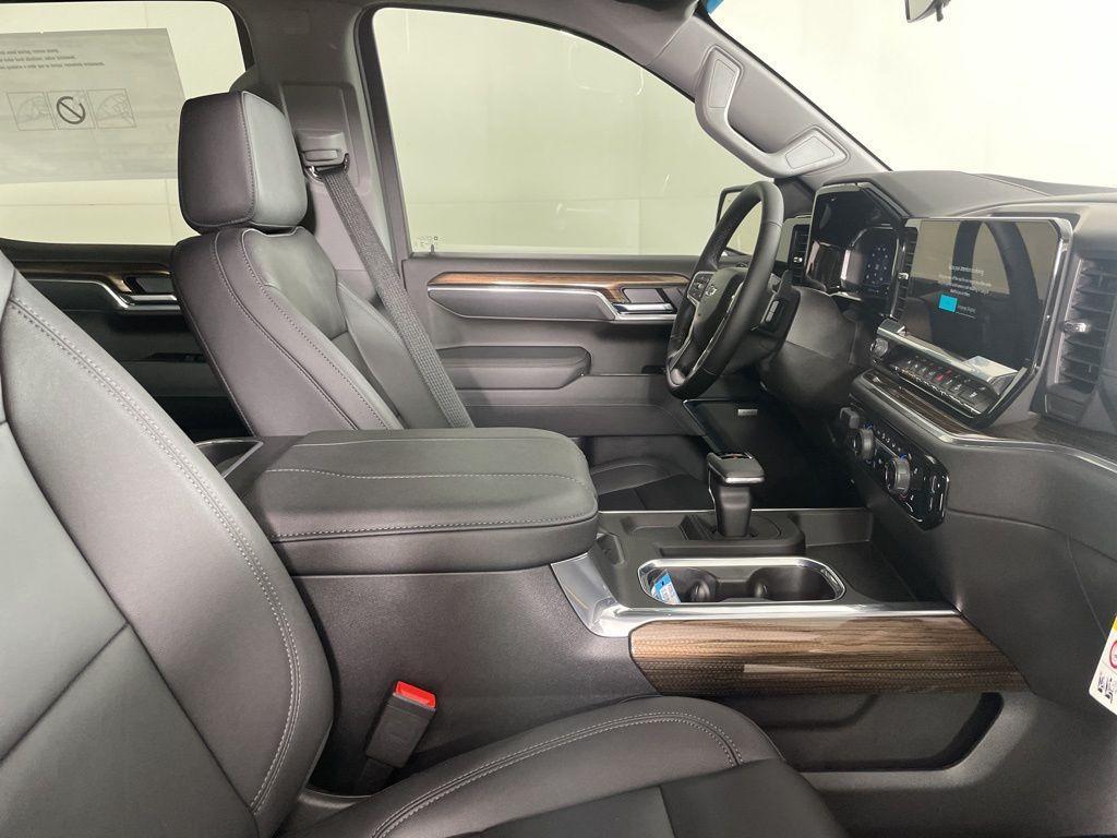 new 2025 Chevrolet Silverado 1500 car, priced at $62,590