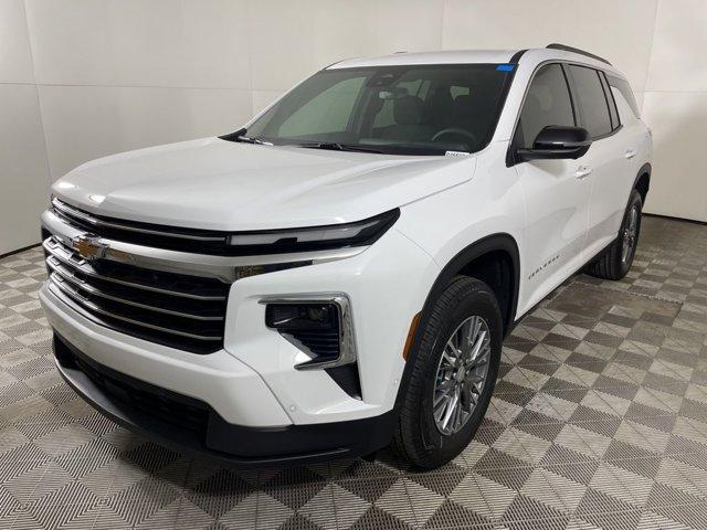 new 2025 Chevrolet Traverse car, priced at $45,142