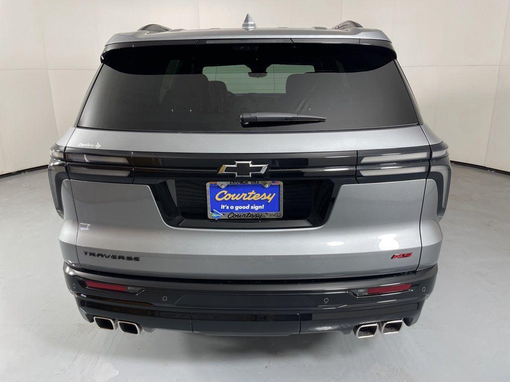 new 2025 Chevrolet Traverse car, priced at $55,915