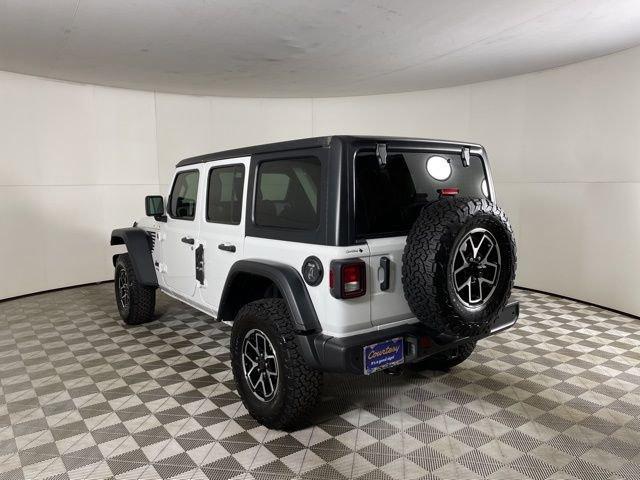 used 2022 Jeep Wrangler Unlimited car, priced at $32,200