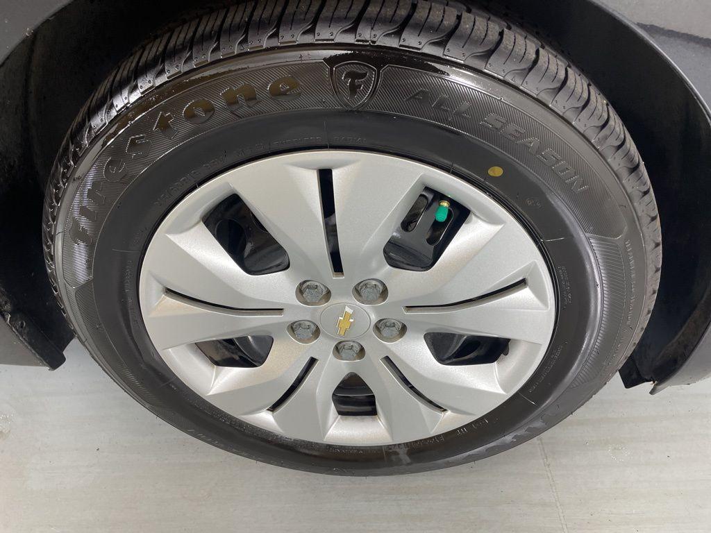 used 2014 Chevrolet Cruze car, priced at $7,200