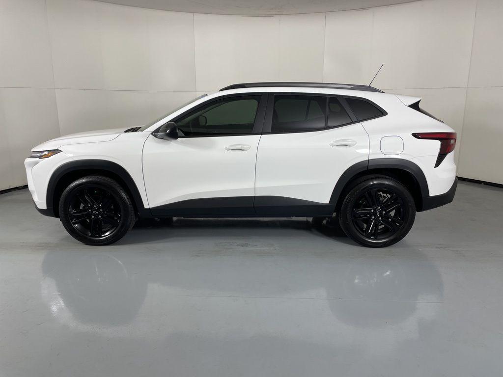 used 2025 Chevrolet Trax car, priced at $26,000