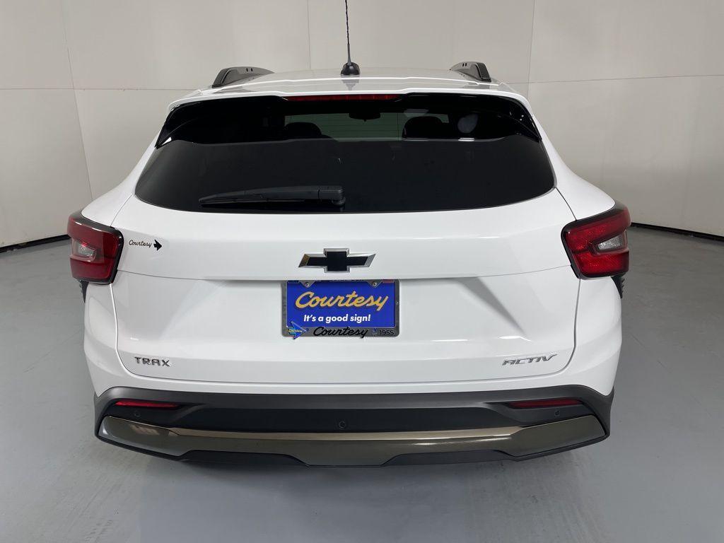 used 2025 Chevrolet Trax car, priced at $26,000