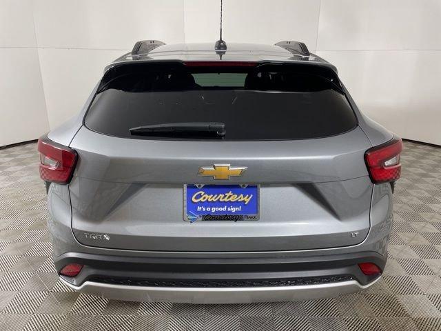 new 2025 Chevrolet Trax car, priced at $23,222