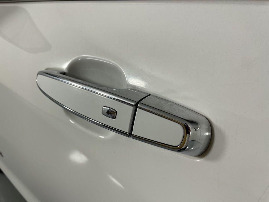 used 2018 Chevrolet Equinox car, priced at $16,300