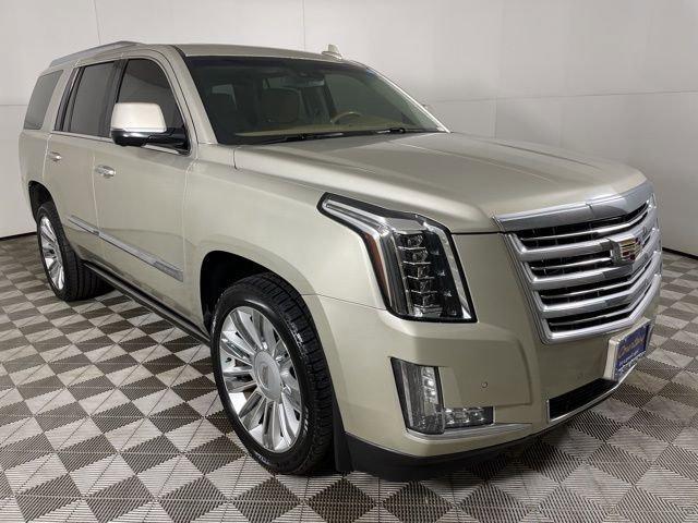 used 2016 Cadillac Escalade car, priced at $27,900