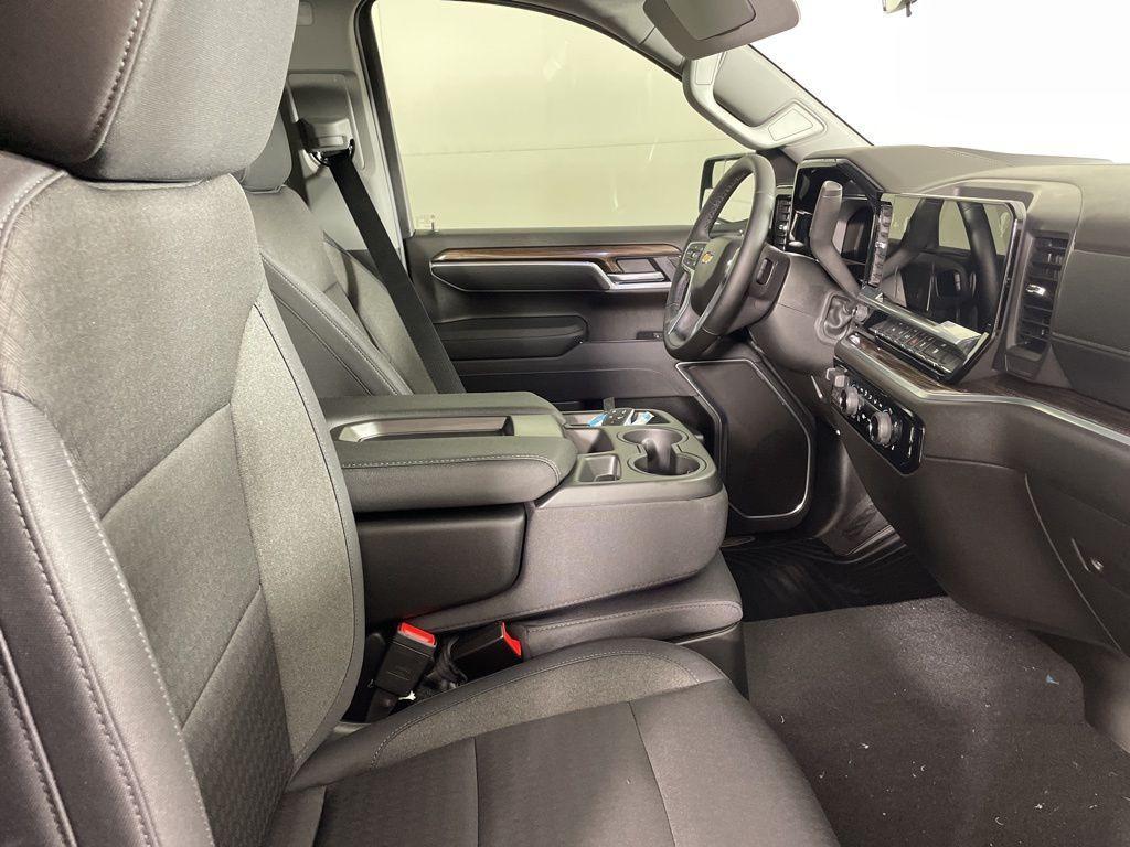 new 2026 Chevrolet Silverado 1500 car, priced at $45,044