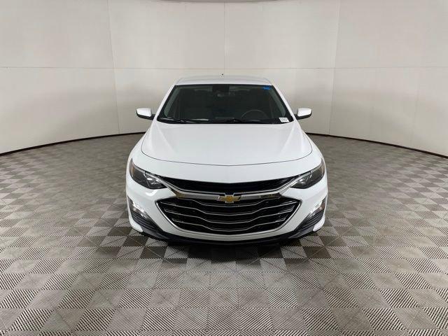 new 2025 Chevrolet Malibu car, priced at $23,495