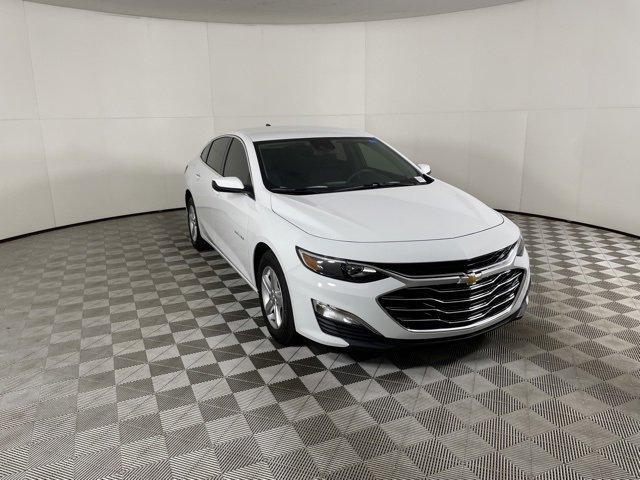 new 2025 Chevrolet Malibu car, priced at $23,995