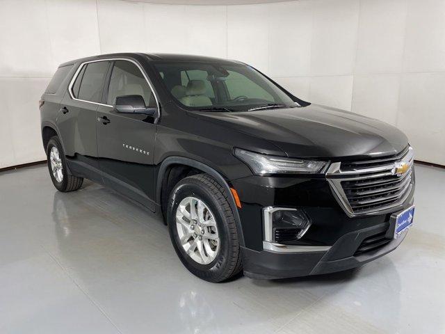 used 2023 Chevrolet Traverse car, priced at $23,300