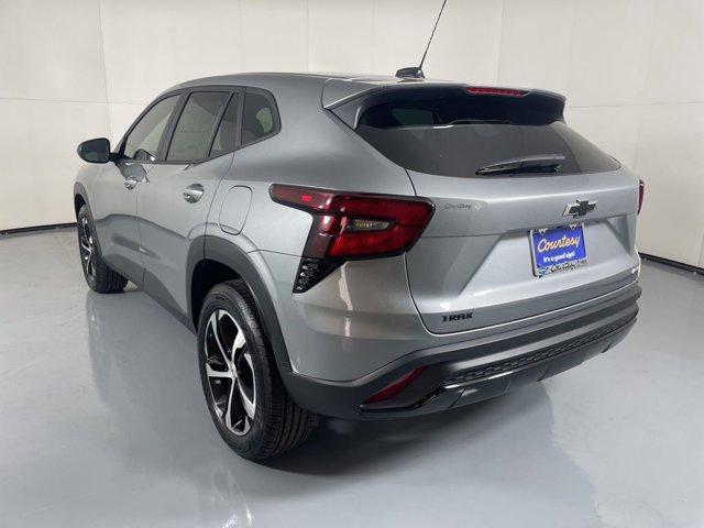 new 2025 Chevrolet Trax car, priced at $21,465