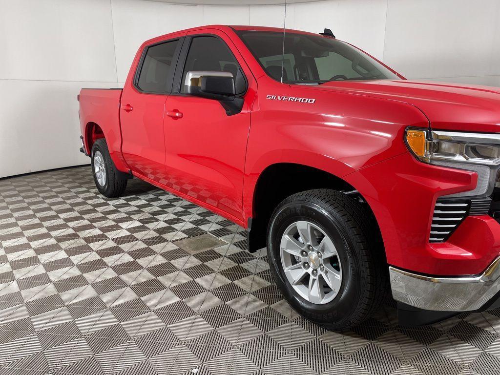 new 2025 Chevrolet Silverado 1500 car, priced at $45,040
