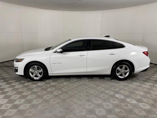 new 2025 Chevrolet Malibu car, priced at $23,995