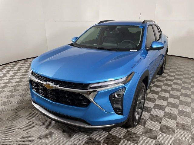 new 2025 Chevrolet Trax car, priced at $24,864