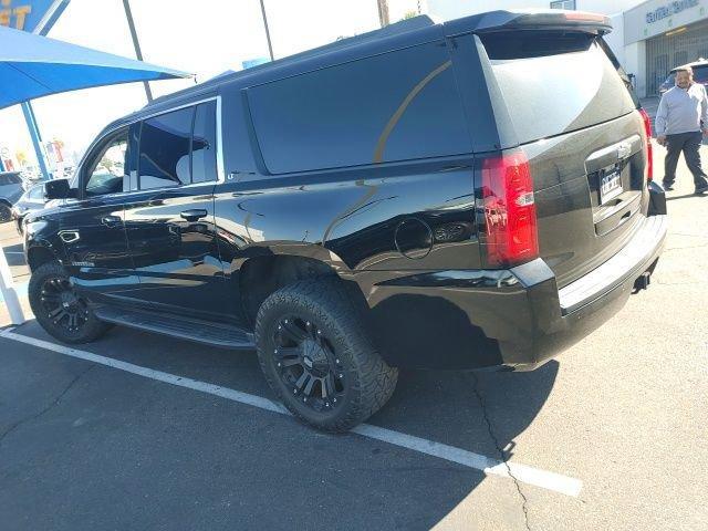 used 2017 Chevrolet Suburban car, priced at $28,000