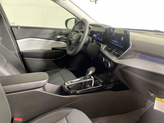 new 2025 Chevrolet Trax car, priced at $21,345
