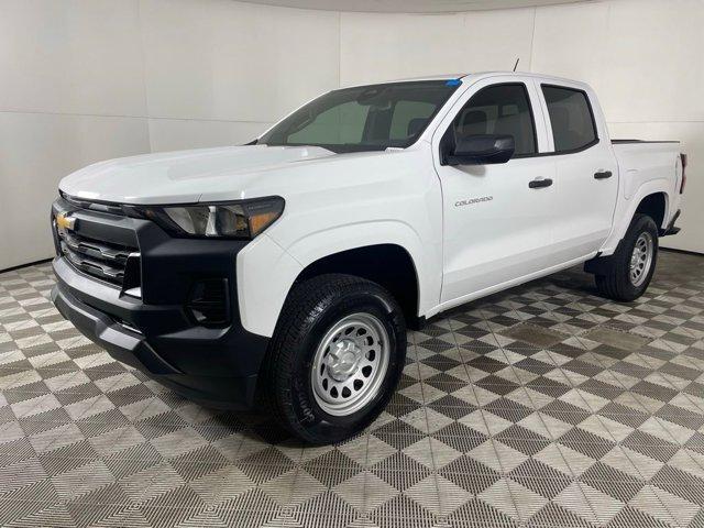 new 2025 Chevrolet Colorado car, priced at $29,995